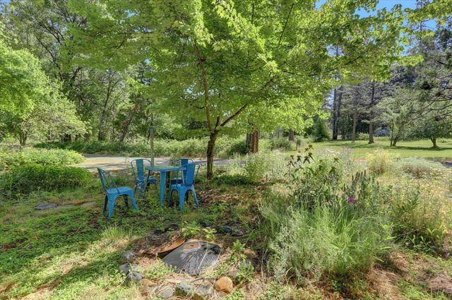 13814 Day Rd, Grass Valley, CA 95945