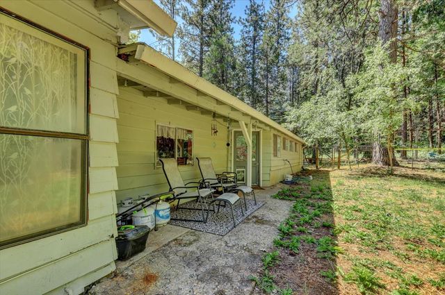 13814 Day Rd, Grass Valley, CA 95945