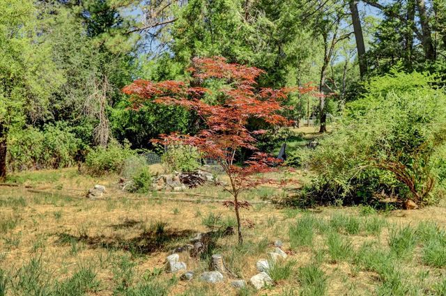 13814 Day Rd, Grass Valley, CA 95945