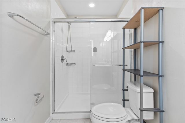 6390 Brant Bay BLVD 108, North Fort Myers, FL 33917