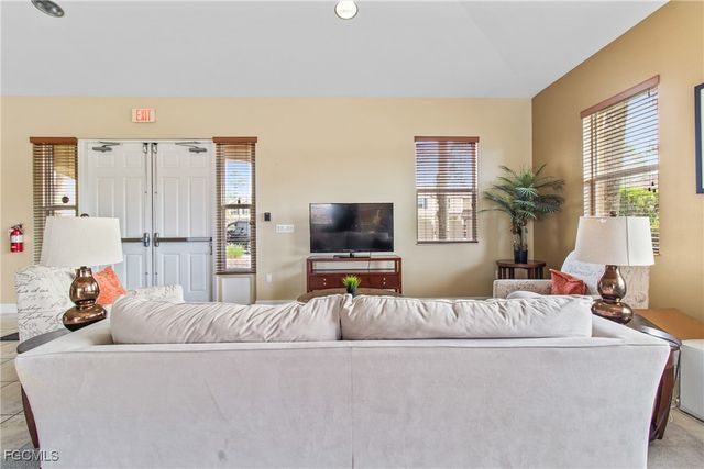 6390 Brant Bay BLVD 108, North Fort Myers, FL 33917