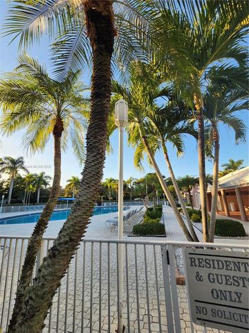 7852 Trent Dr 206, Tamarac, FL 33321