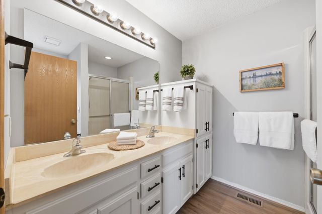 11403 W Bekemeyer St, Wichita, KS 67212