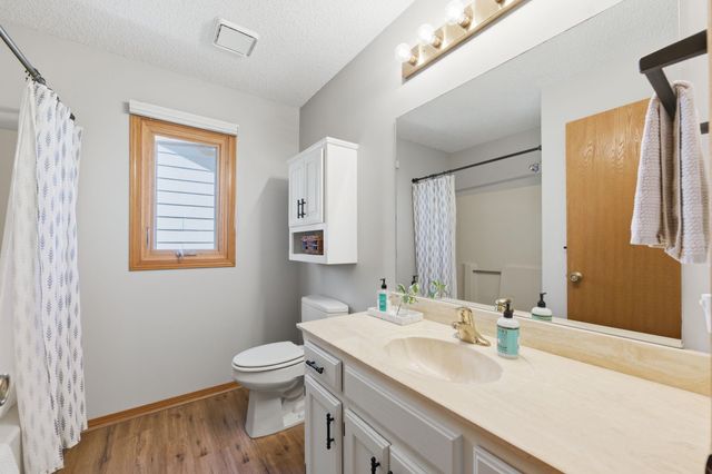 11403 W Bekemeyer St, Wichita, KS 67212