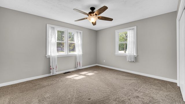 2261 W State Rd 2, La Porte, IN 46350