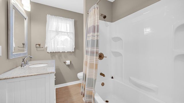 2261 W State Rd 2, La Porte, IN 46350