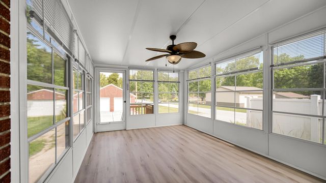2261 W State Rd 2, La Porte, IN 46350