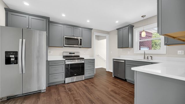 2261 W State Rd 2, La Porte, IN 46350