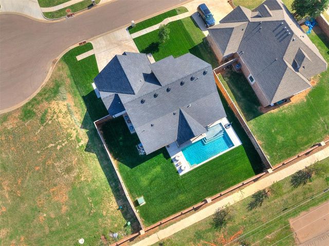 11817 NW 108th Terrace, Yukon, OK 73099