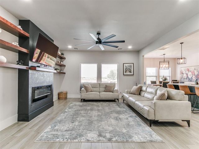 11817 NW 108th Terrace, Yukon, OK 73099