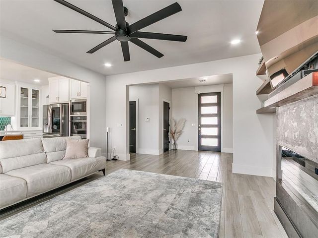 11817 NW 108th Terrace, Yukon, OK 73099