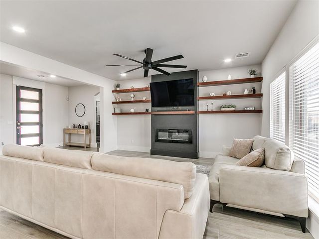 11817 NW 108th Terrace, Yukon, OK 73099