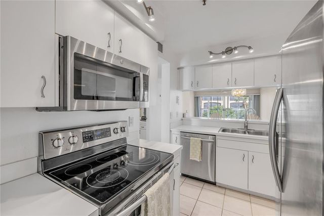 407 BOUCHELLE DRIVE 205, New Smyrna Beach, FL 32169