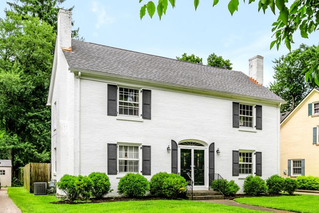 1903 Carolyn Drive, Lexington, KY 40502