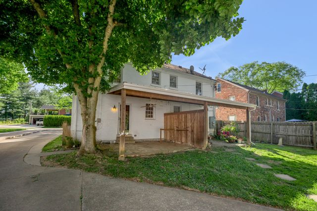 1903 Carolyn Drive, Lexington, KY 40502