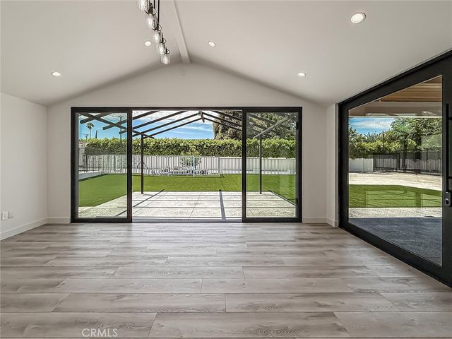 22921 Dolorosa Street, Woodland Hills, CA 91367