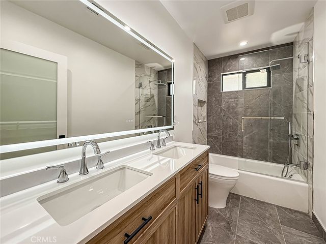 22921 Dolorosa Street, Woodland Hills, CA 91367