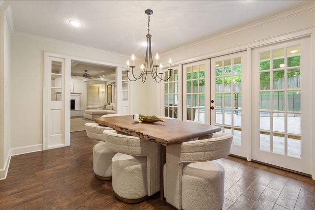 402 Shadow Mountain Drive, Woodway, TX 76712