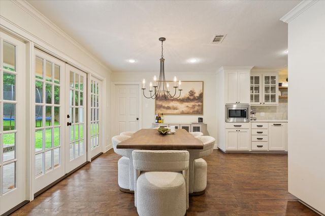 402 Shadow Mountain Drive, Woodway, TX 76712