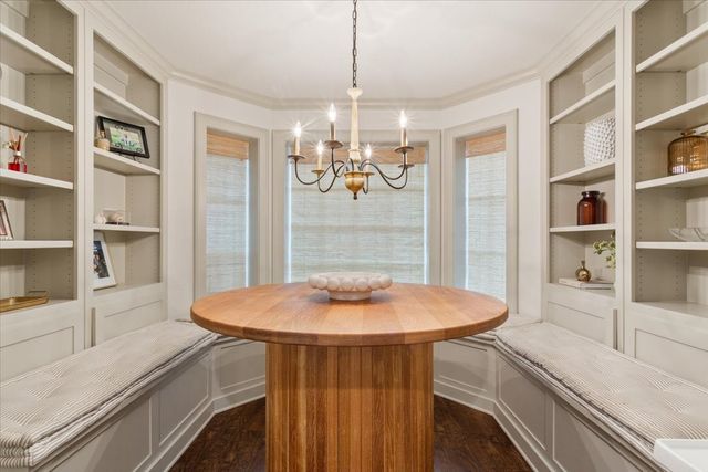 402 Shadow Mountain Drive, Woodway, TX 76712