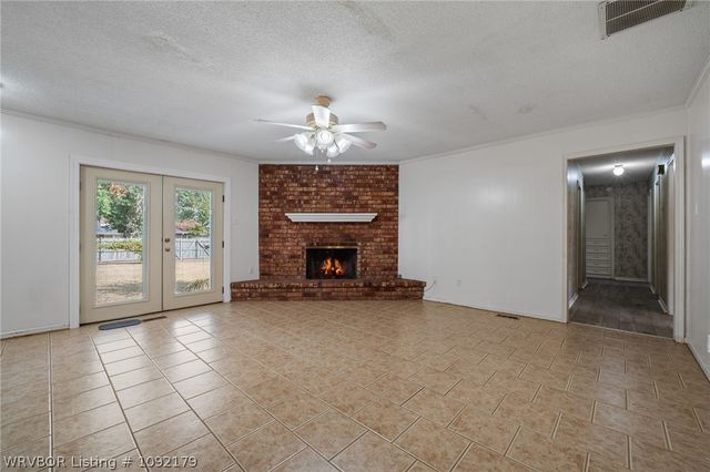 8205 Clover Drive, Fort Smith, AR 72908