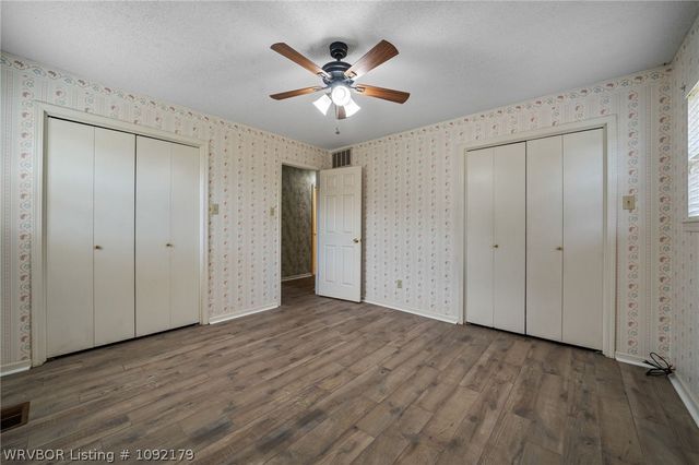 8205 Clover Drive, Fort Smith, AR 72908