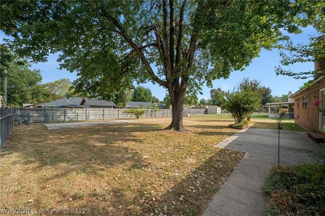 8205 Clover Drive, Fort Smith, AR 72908