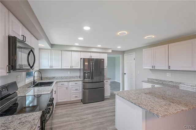 8026 Pickett Lane, Cicero, NY 13039