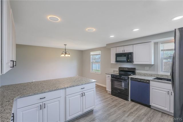 8026 Pickett Lane, Cicero, NY 13039