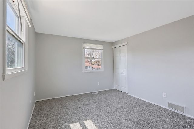 8026 Pickett Lane, Cicero, NY 13039