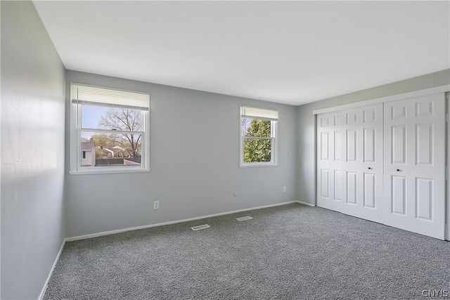 8026 Pickett Lane, Cicero, NY 13039
