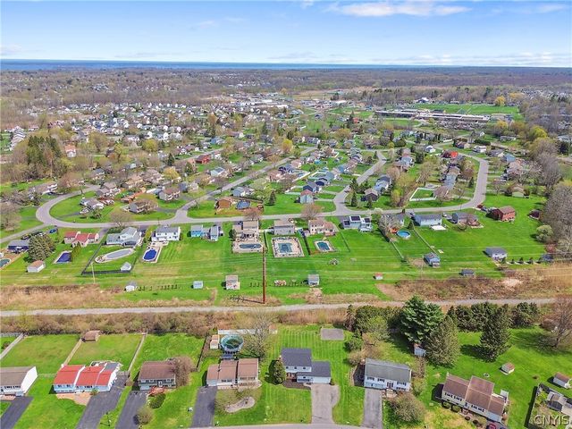 8026 Pickett Lane, Cicero, NY 13039