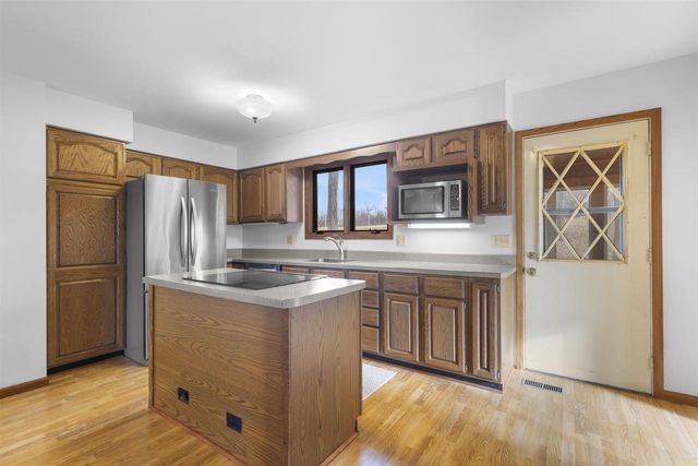 5764 Portage Road, Madison, WI 53718