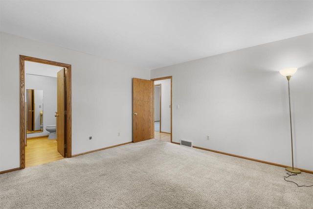 5764 Portage Road, Madison, WI 53718