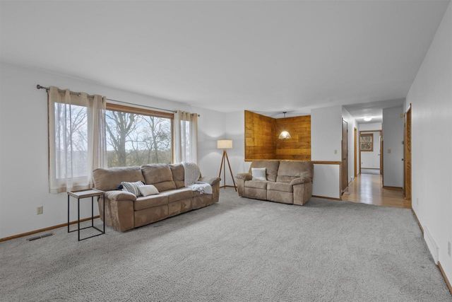 5764 Portage Road, Madison, WI 53718