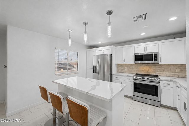 7719 E MCKINLEY Street, Scottsdale, AZ 85257