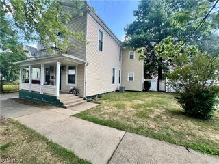 101 High Street, Marietta, OH 45750