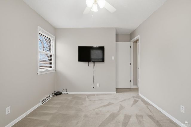 2442 Vaughn Drive, Manhattan, KS 66502