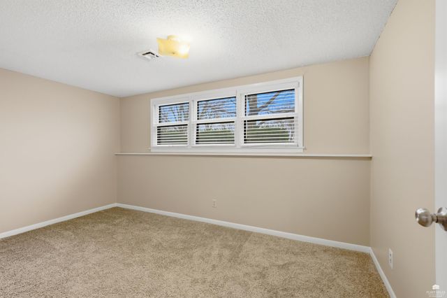 2442 Vaughn Drive, Manhattan, KS 66502