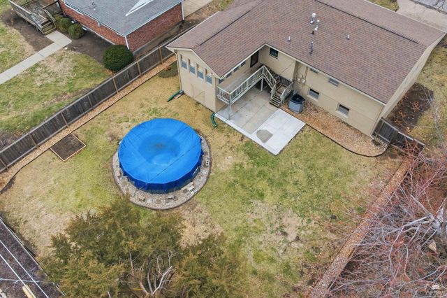 2442 Vaughn Drive, Manhattan, KS 66502