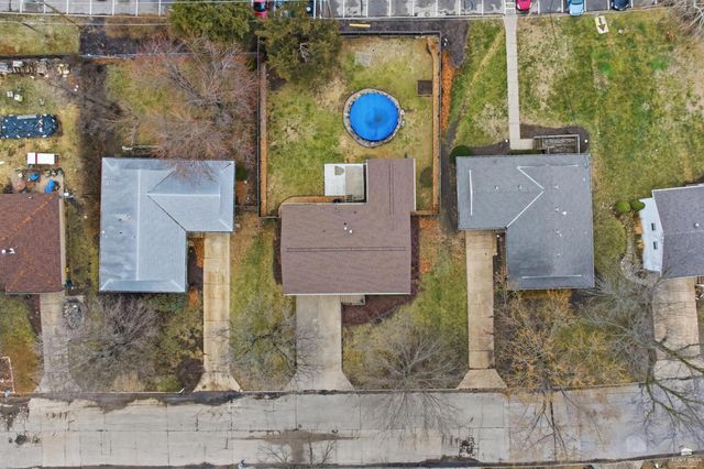 2442 Vaughn Drive, Manhattan, KS 66502