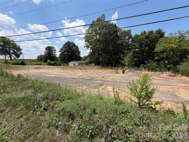 2990 Dale Earnhardt Boulevard, Kannapolis, NC 28083