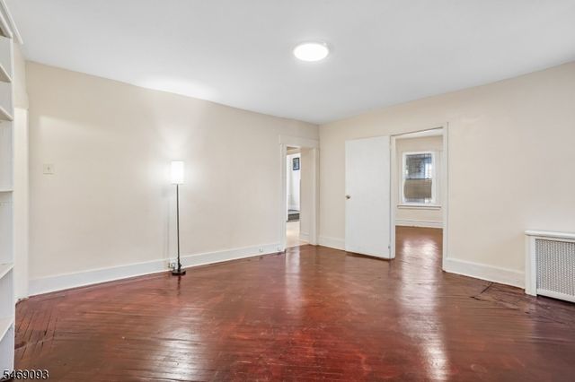 14 Scheerer Ave, Newark City, NJ 07112