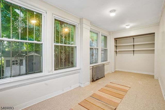 14 Scheerer Ave, Newark City, NJ 07112