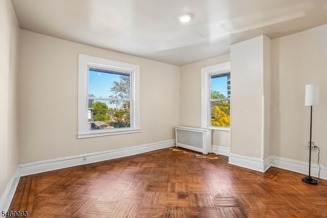 14 Scheerer Ave, Newark City, NJ 07112
