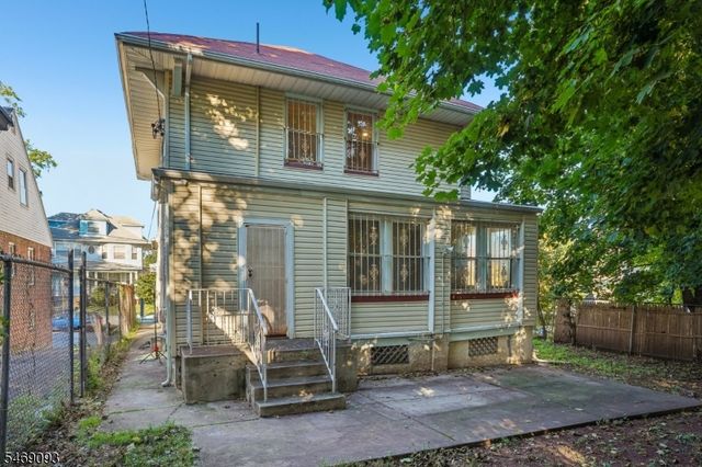 14 Scheerer Ave, Newark City, NJ 07112