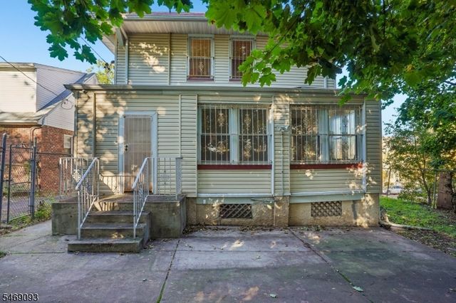 14 Scheerer Ave, Newark City, NJ 07112