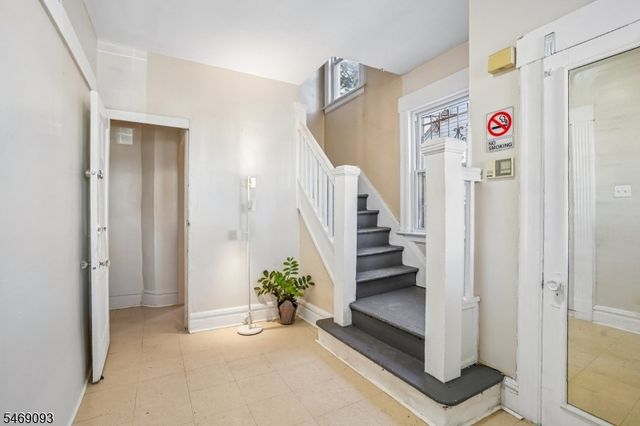 14 Scheerer Ave, Newark City, NJ 07112