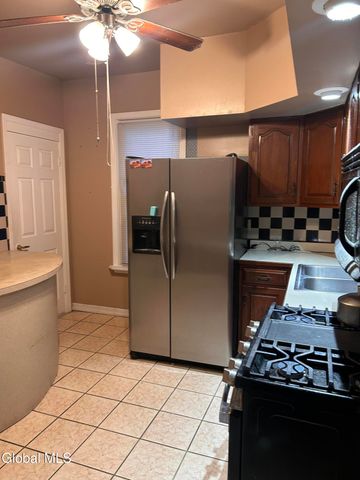 42 Kelton Avenue, Schenectady, NY 12307