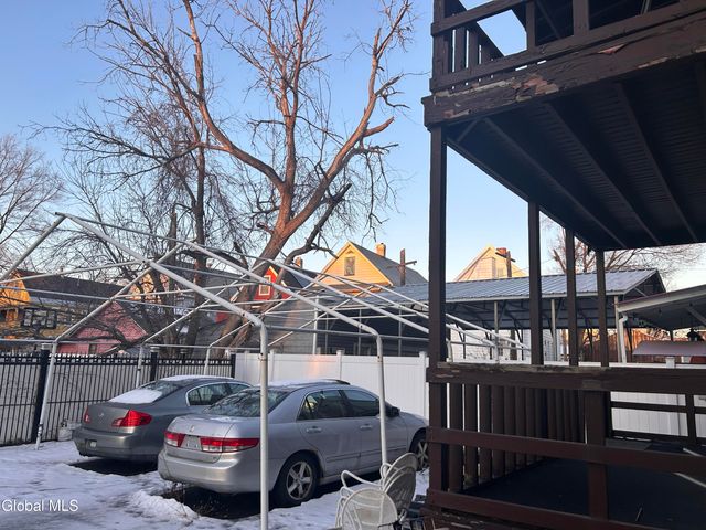 42 Kelton Avenue, Schenectady, NY 12307